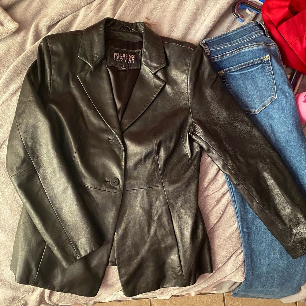 Women’s black leather jacket size S